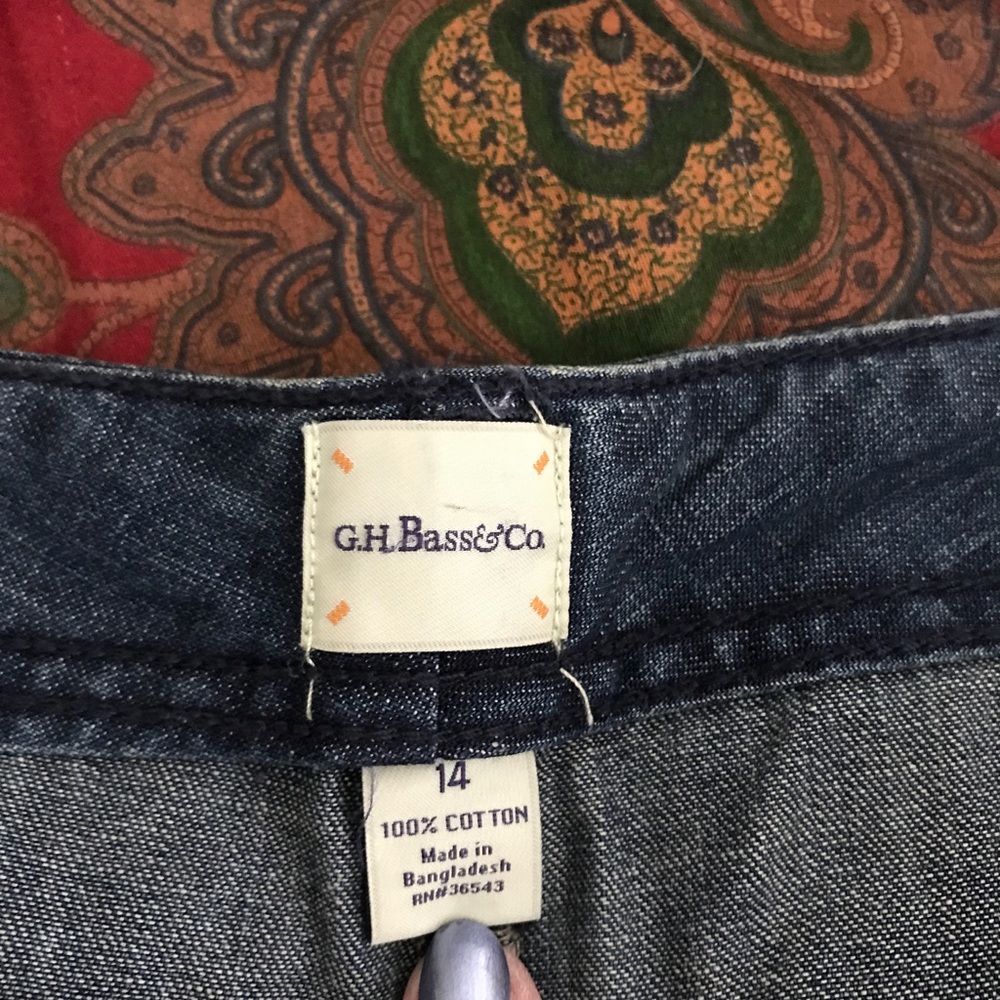 Shorts - Picture 3 of 3